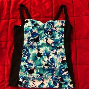 NWT Tankini Top